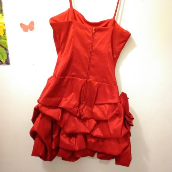 Star Box red STRAPLESS "bubble" DRESS size S; - Picture 3 of 8
